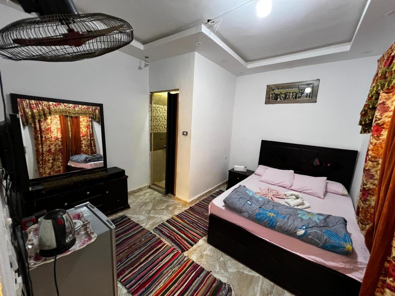 Bed and Breakfast Jana Pyramids View In 3 Kafrat al Jabal Экстерьер фото